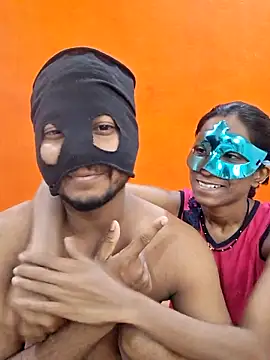 Snapshot of sexycouplemh09 chatting on February 28, 2026, 5:56 pm sexycouplemh09 online show from February 28, 2026, 5:56 pm