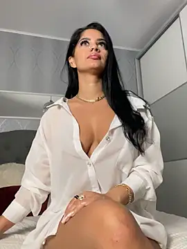  adelle online show from September 28, 2025, 4:30 am