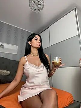  adelle online show from June 21, 2026, 5:24 am