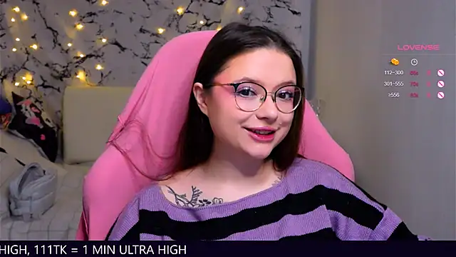 me  hanna online show from February 27, 2025, 10:20 pm