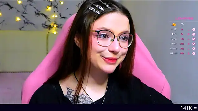 me  hanna online show from March 9, 2025, 11:25 pm