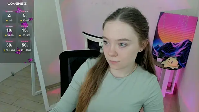 Florence meow online show from March 21, 2025, 8:17 am