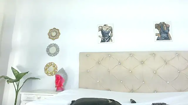 lilit kyteler online show from January 28, 2025, 10:23 pm