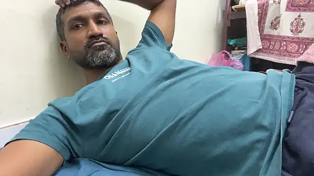 Mulla indian1988 online show from January 17, 2026, 7:39 pm