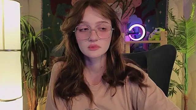 ELLIEJAY online show from March 21, 2025, 8:29 pm