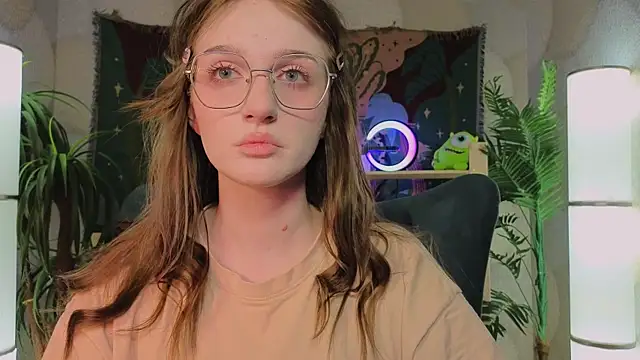 ELLIEJAY online show from March 16, 2025, 8:21 pm