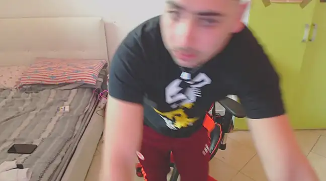 claudio20031 online show from March 9, 2025, 2:54 pm