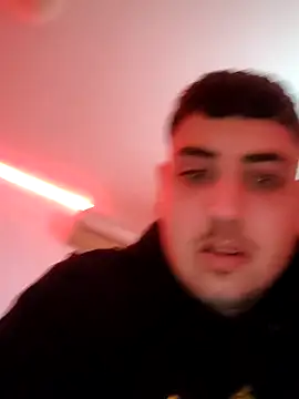 claudio20031 online show from March 8, 2025, 4:39 pm