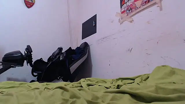 claudio20031 online show from October 2, 2025, 4:32 pm