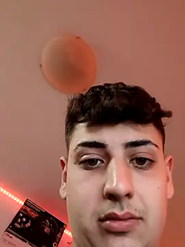 claudio20031 online show from October 7, 2025, 4:19 pm