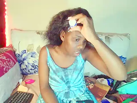 dinnykrazx online show from September 25, 2025, 4:35 pm