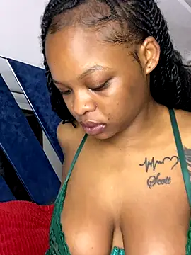 SexxyLunar online show from October 27, 2025, 2:01 am