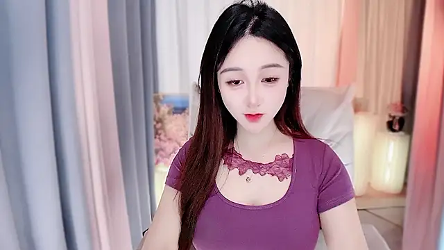 Liiniie-Lovers online show from December 8, 2024, 12:02 am