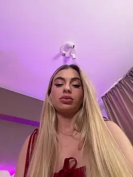 HaileyMadow online show from June 17, 2026, 6:35 am