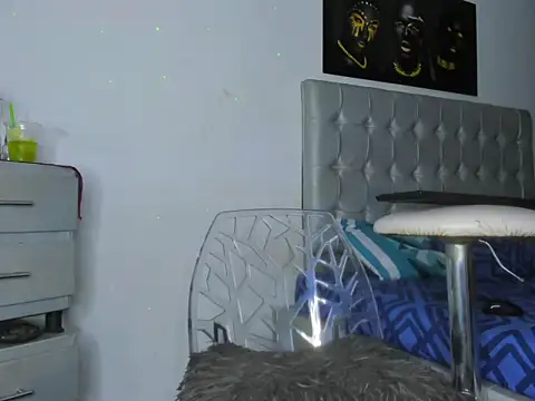 Kendall Hotsexy x online show from October 1, 2025, 5:56 am