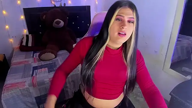 Snapshot of blonde_girl01 chatting on February 15, 2026, 10:41 pm blonde girl01 online show from February 15, 2026, 10:41 pm