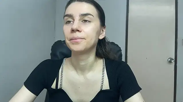 SassyJessi online show from July 19, 2026, 4:10 am