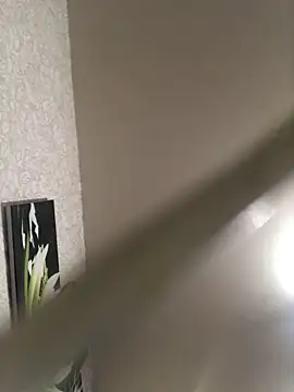 HelgaHimmell online show from November 18, 2025, 8:12 pm