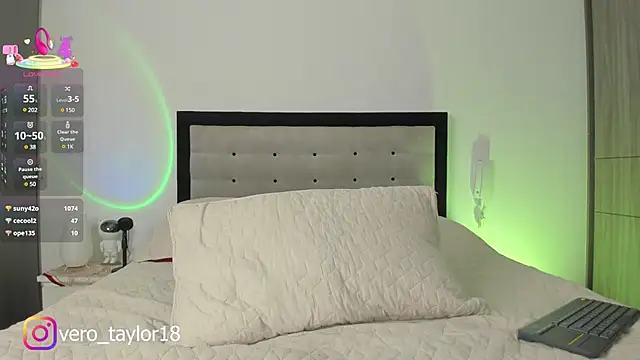 veronica taylor1 online show from February 26, 2025, 1:57 am