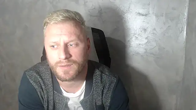 ANGELALEXYNO2024 online show from December 17, 2025, 2:44 pm