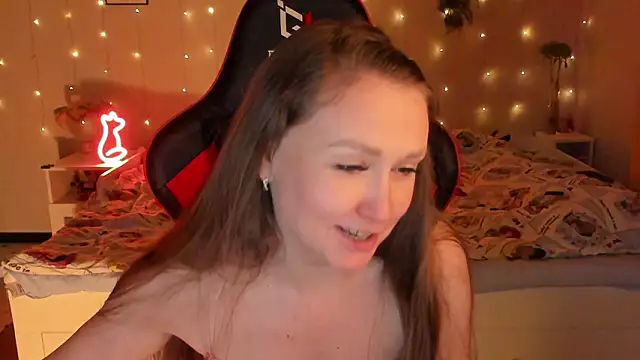 Snapshot of desperatehousewife__ chatting on March 28, 2026, 7:04 pm desperatehousewife online show from March 28, 2026, 7:04 pm