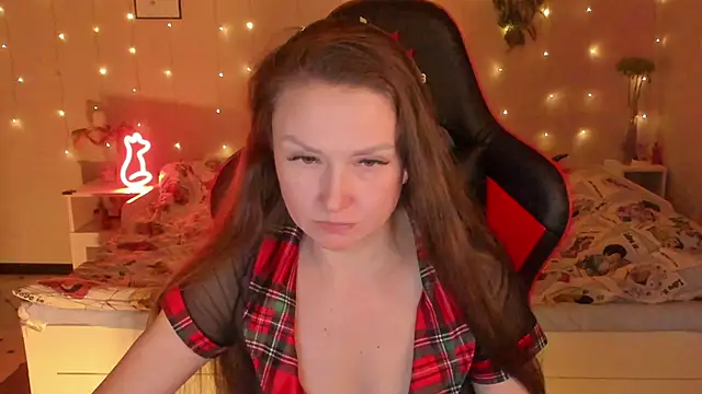 Snapshot of desperatehousewife__ chatting on March 24, 2026, 7:14 pm desperatehousewife online show from March 24, 2026, 7:14 pm