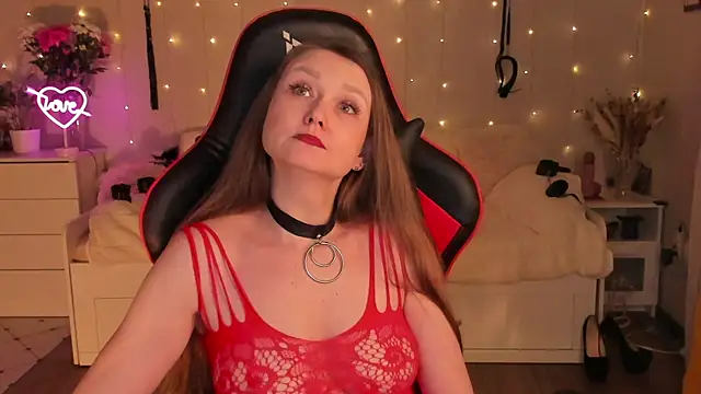 desperatehousewife   online show from March 22, 2025, 12:28 am