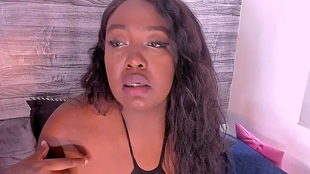 Aishaza1 online show from February 5, 2025, 7:20 pm