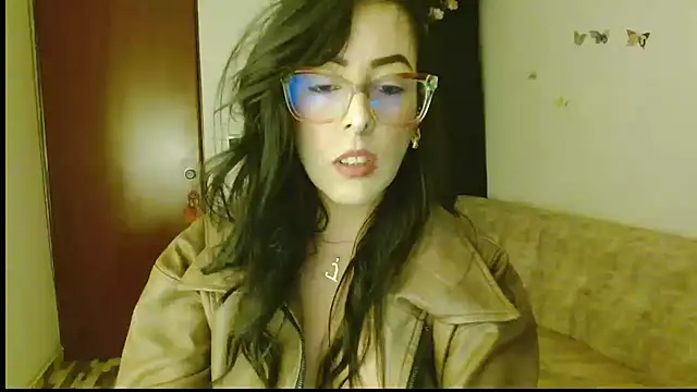 ella peck online show from April 22, 2026, 3:13 am