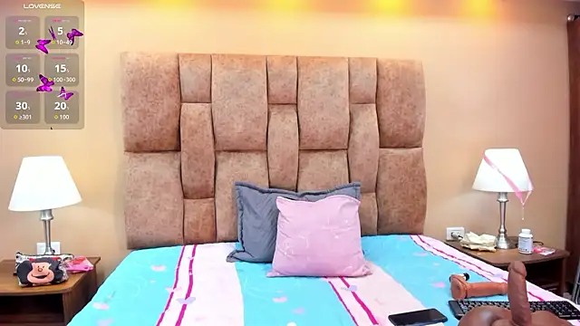 MiiaHot online show from March 15, 2026, 4:36 pm