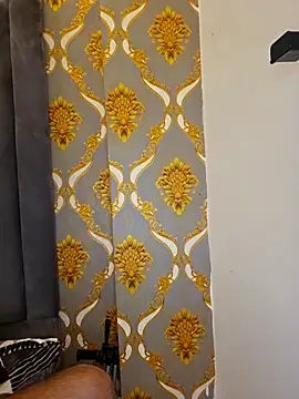 hot boy 0 0 online show from January 9, 2025, 1:02 pm