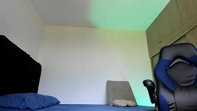 male pussy online show from September 23, 2025, 3:41 pm