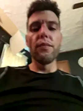 Tall ItalianGuy online show from November 7, 2025, 8:13 pm