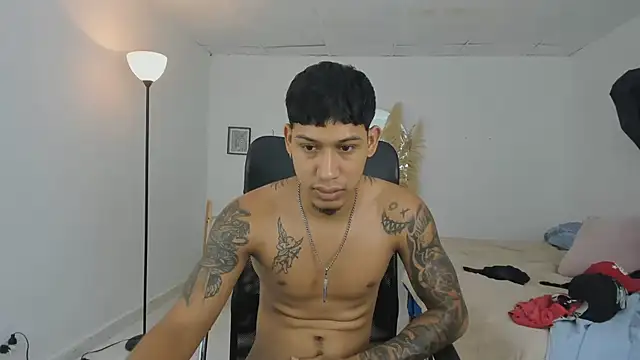 slim master12 online show from March 5, 2026, 10:59 pm