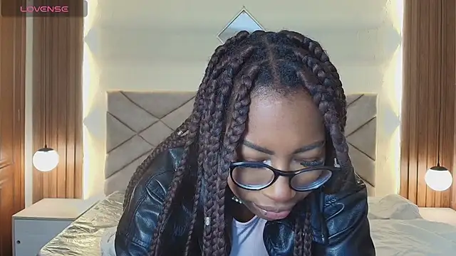 Raquel jones online show from July 11, 2026, 12:05 pm