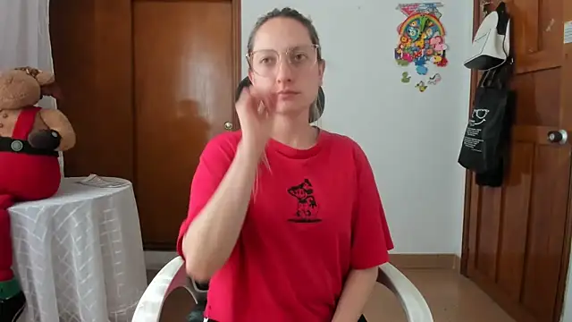 Adele johnsonn1 online show from June 10, 2026, 7:48 pm