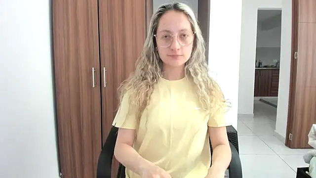 Adele johnsonn1 online show from September 15, 2025, 3:34 pm