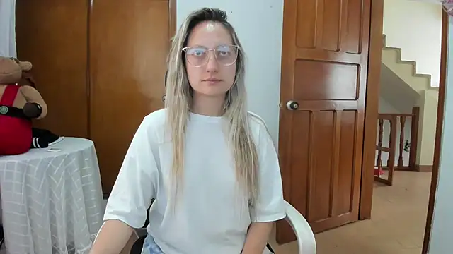 Adele johnsonn1 online show from July 9, 2026, 5:45 pm
