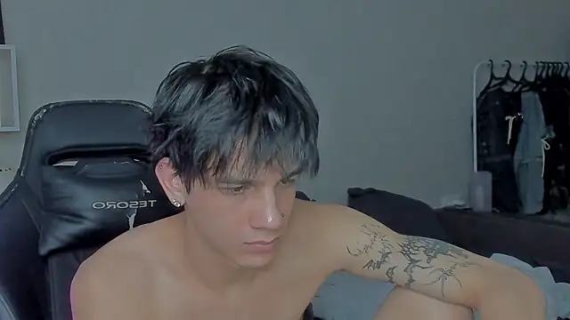 MarkBrowniii online show from December 12, 2024, 7:26 pm