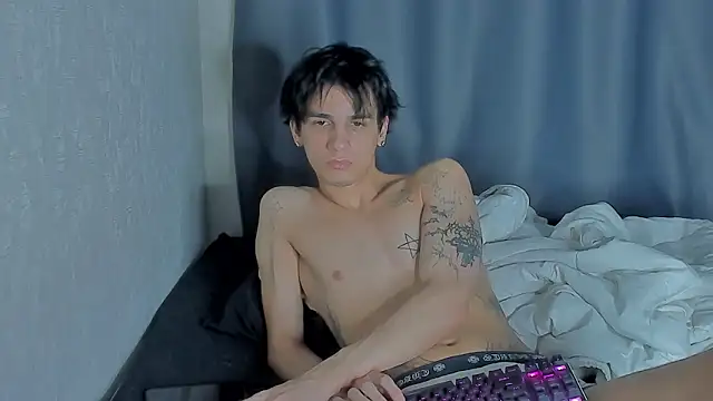 MarkBrowniii online show from November 5, 2025, 8:12 pm