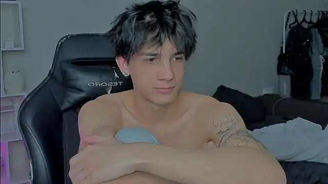 MarkBrowniii online show from December 17, 2024, 3:39 am