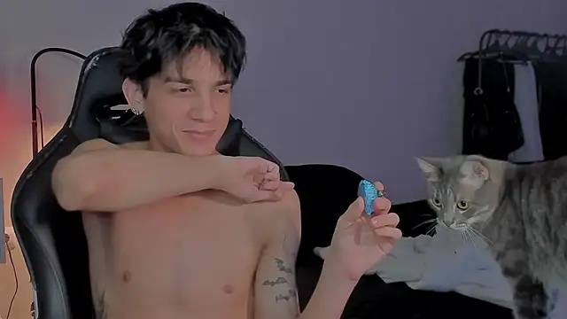 MarkBrowniii online show from January 30, 2025, 11:13 pm