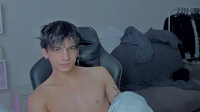 MarkBrowniii online show from December 9, 2024, 11:56 pm