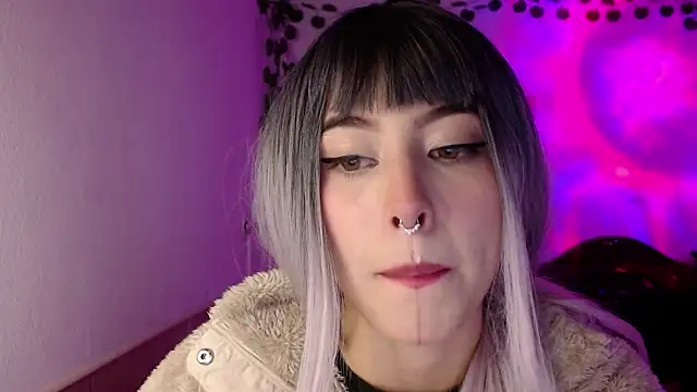 shayla bbs online show from December 18, 2025, 11:36 am