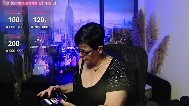 ninarandmann online show from July 12, 2026, 4:19 pm