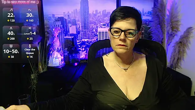 ninarandmann online show from June 10, 2026, 2:40 pm