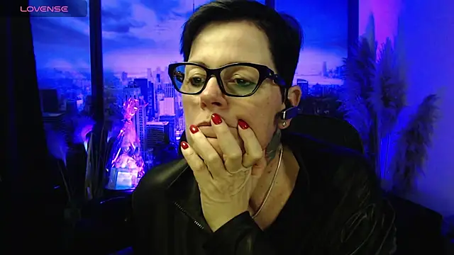 ninarandmann online show from March 9, 2026, 7:17 pm