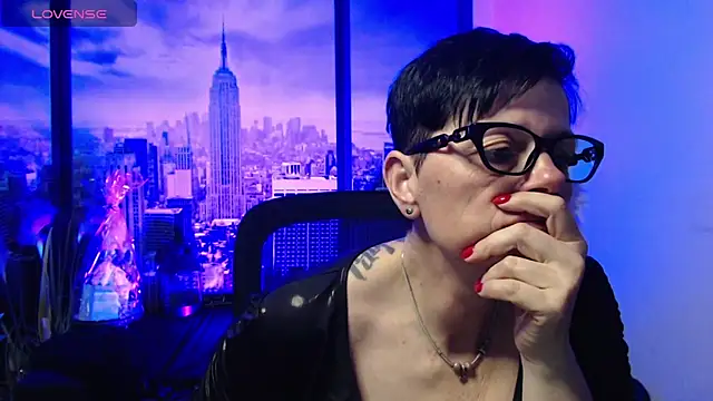 ninarandmann online show from April 30, 2026, 4:47 pm