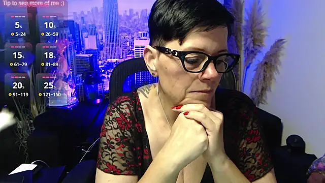 ninarandmann online show from July 7, 2026, 2:31 pm
