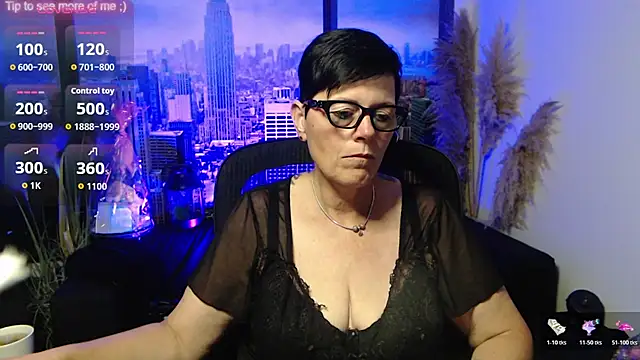 ninarandmann online show from July 6, 2026, 1:18 pm